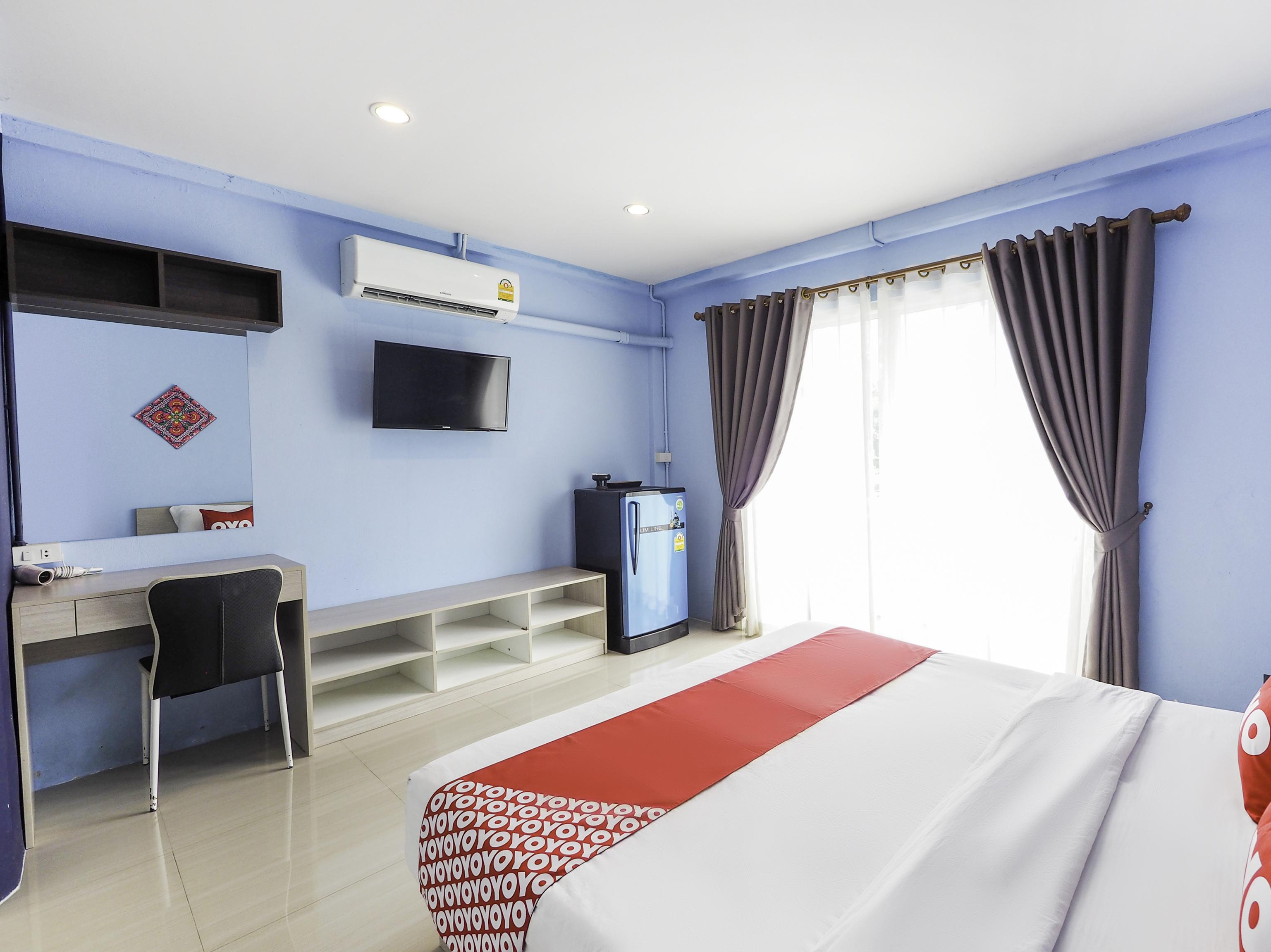 Oyo 983 The Private Hotel Чіангмай Екстер'єр фото